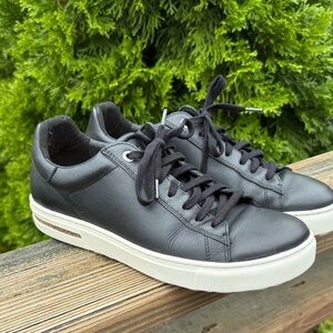 Birkenstock Bend Low
Black Leather Sneakers size 39 US 8